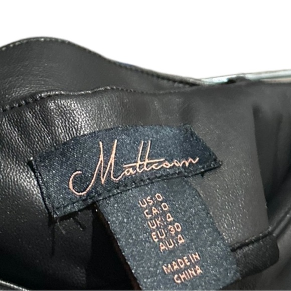 Vegan Leather Shorts With Waist Tie Size 0 - Picture 3 of 4